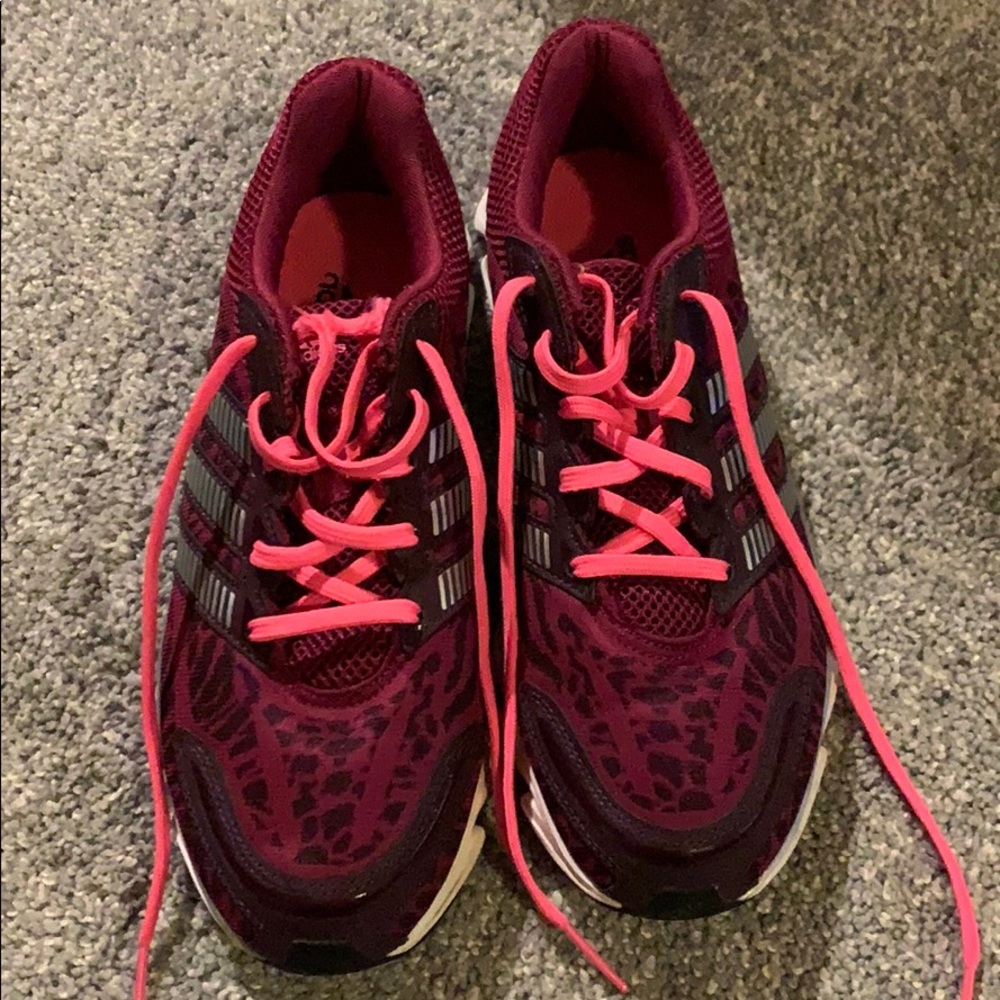 Adidas tennis shoes